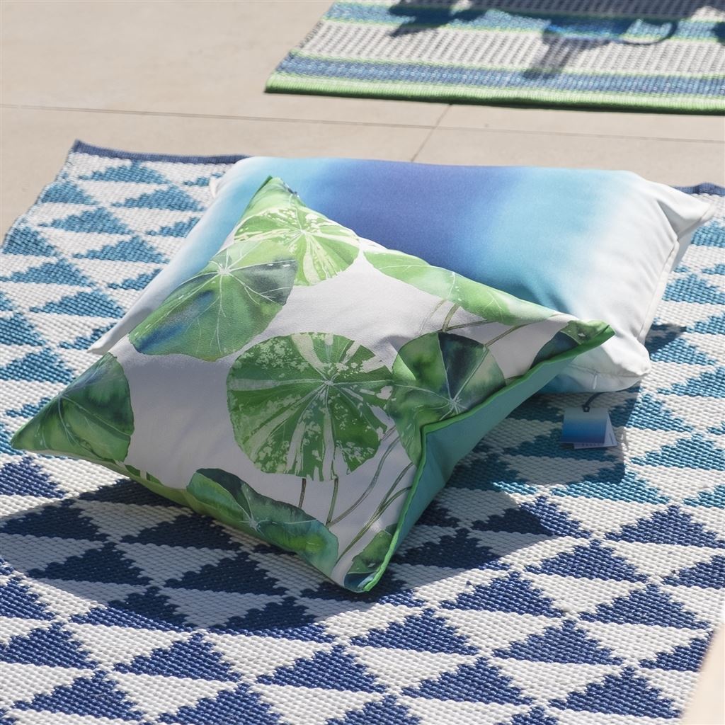 Brahmi Outdoor Leaf Room Cushion 2 - Green