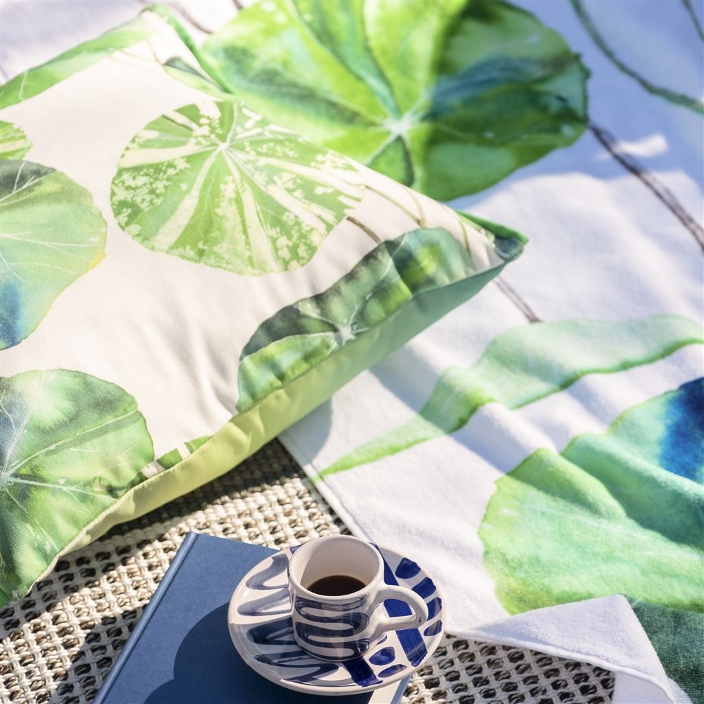 Brahmi Outdoor Leaf Room Cushion 4 - Green