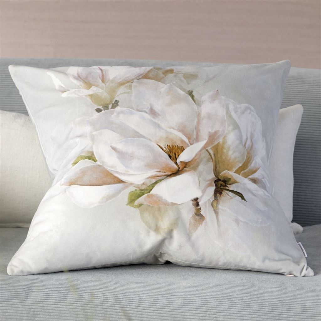 Yulan Birch Room Velvet Cushion 2 - White