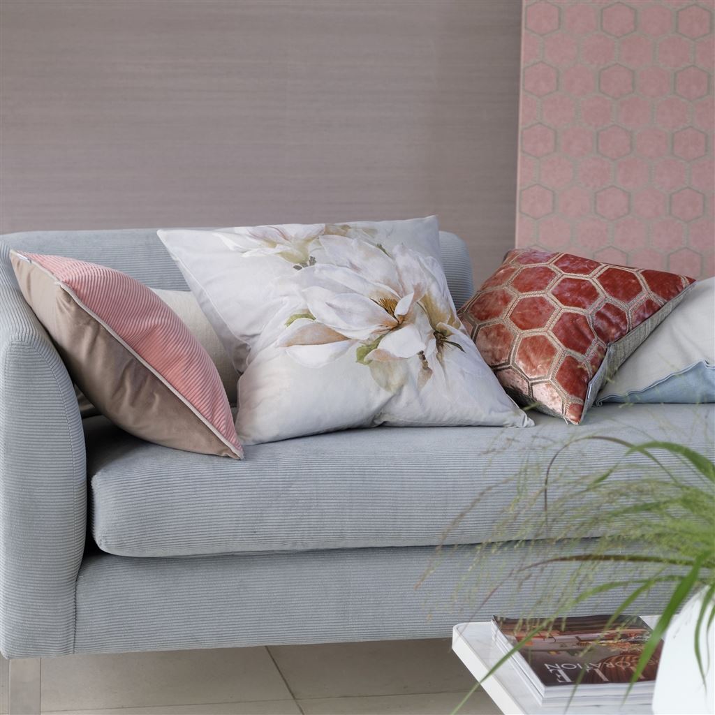 Manipur Medium Room Velvet Cushion 3 - Pink