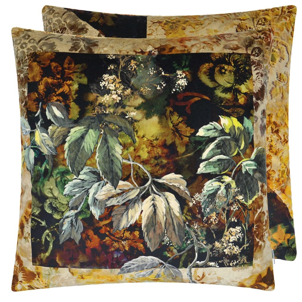 Jangal Moss Velvet Cushion - Multicolor