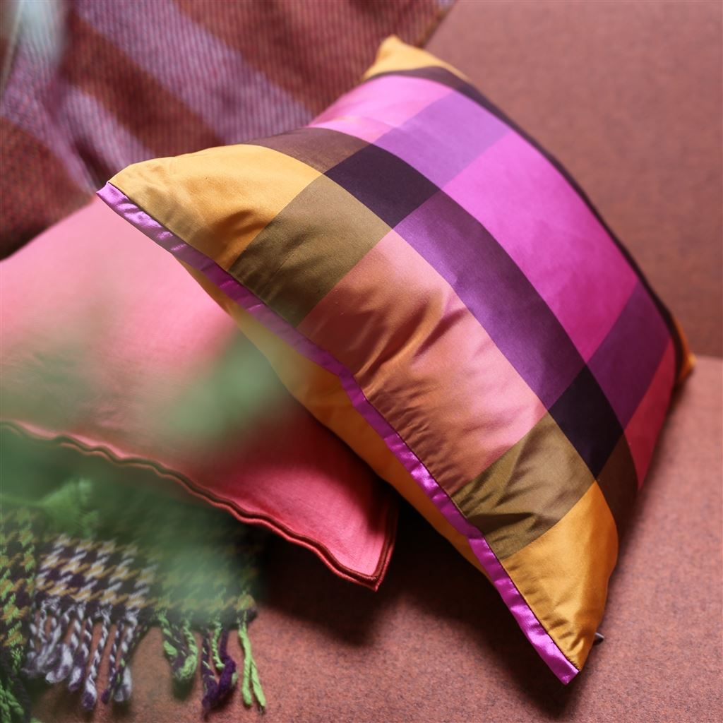 Varanasi Silk Room Cushion 2 - Pink