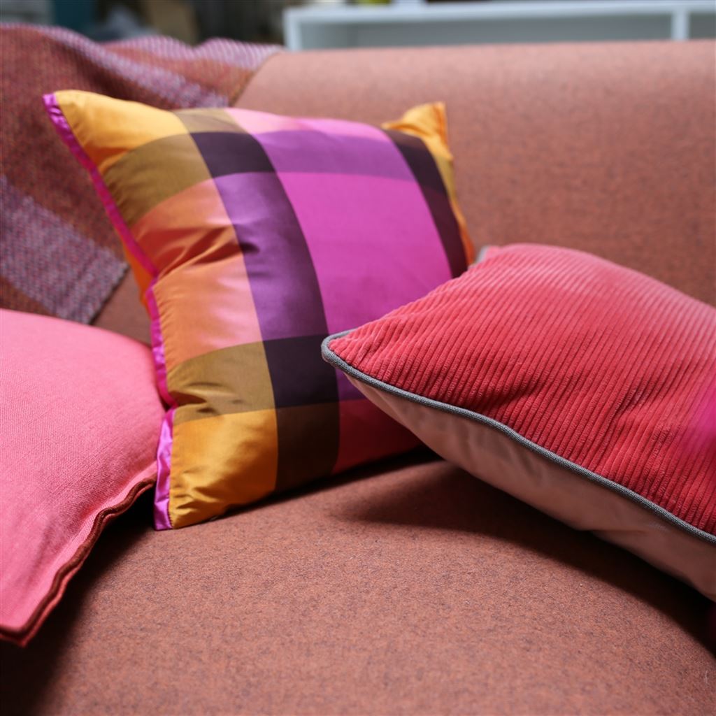 Varanasi Silk Room Cushion 4 - Pink