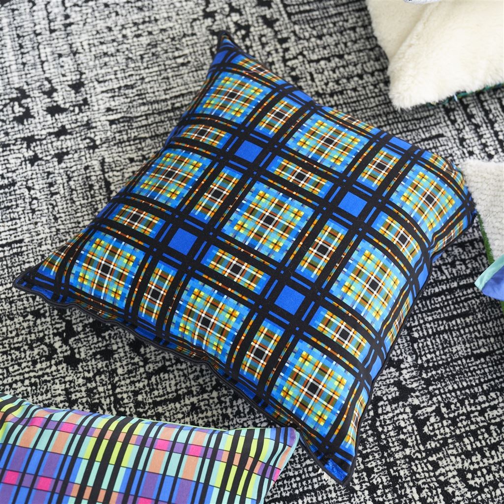 Patiali Room Velvet Cushion 3 - Blue
