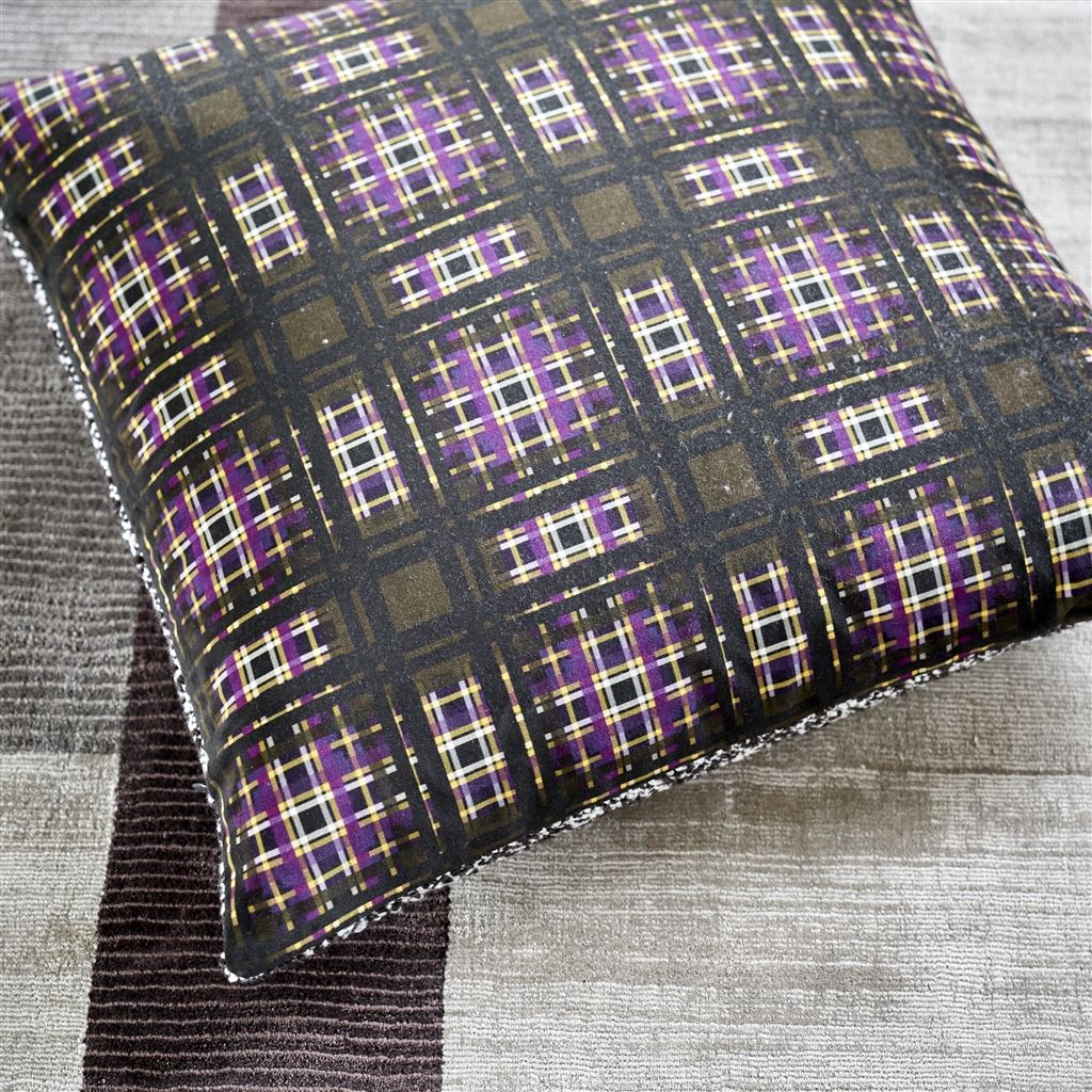 Patiali Room Velvet Cushion 4 - Purple