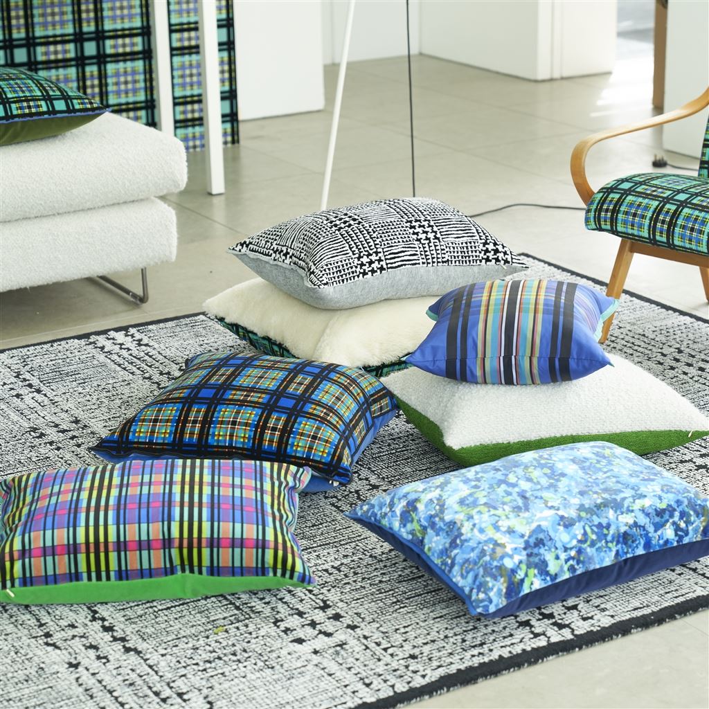 Shastri Room Velvet Cushion 6 - Blue