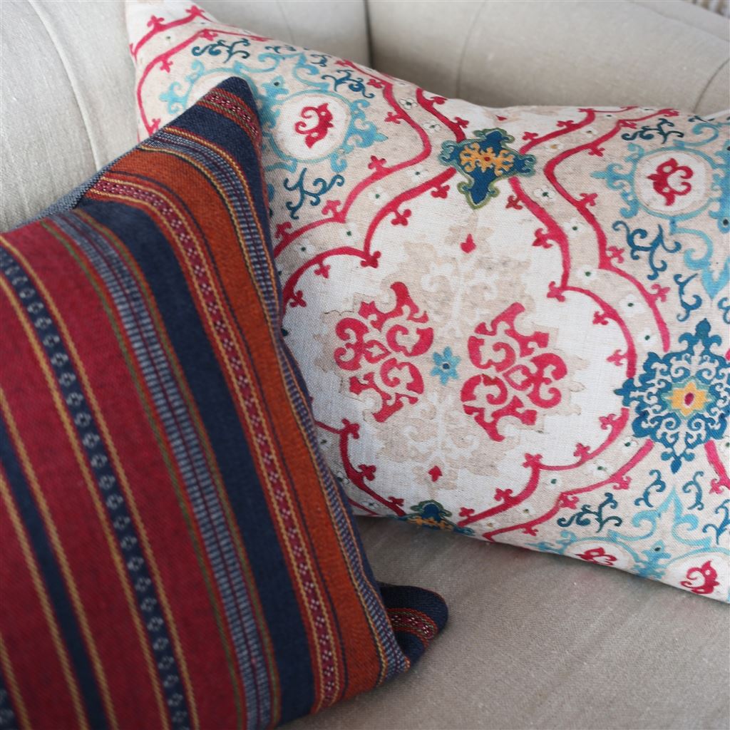 Almacan Room Cushion 5 - Red
