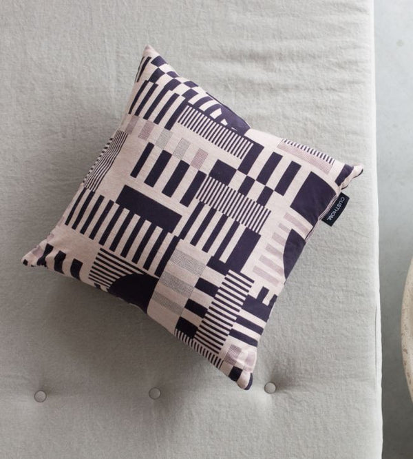 Hayward Fabric Lionheart Wallpaper