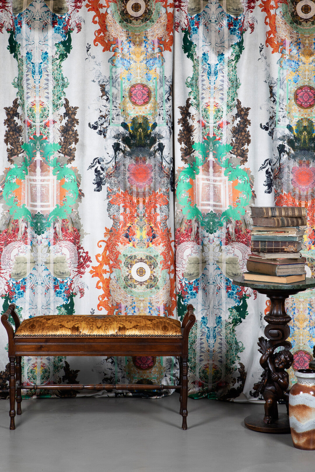 Totem Damask Room Velvet Fabric 3 - Multicolor