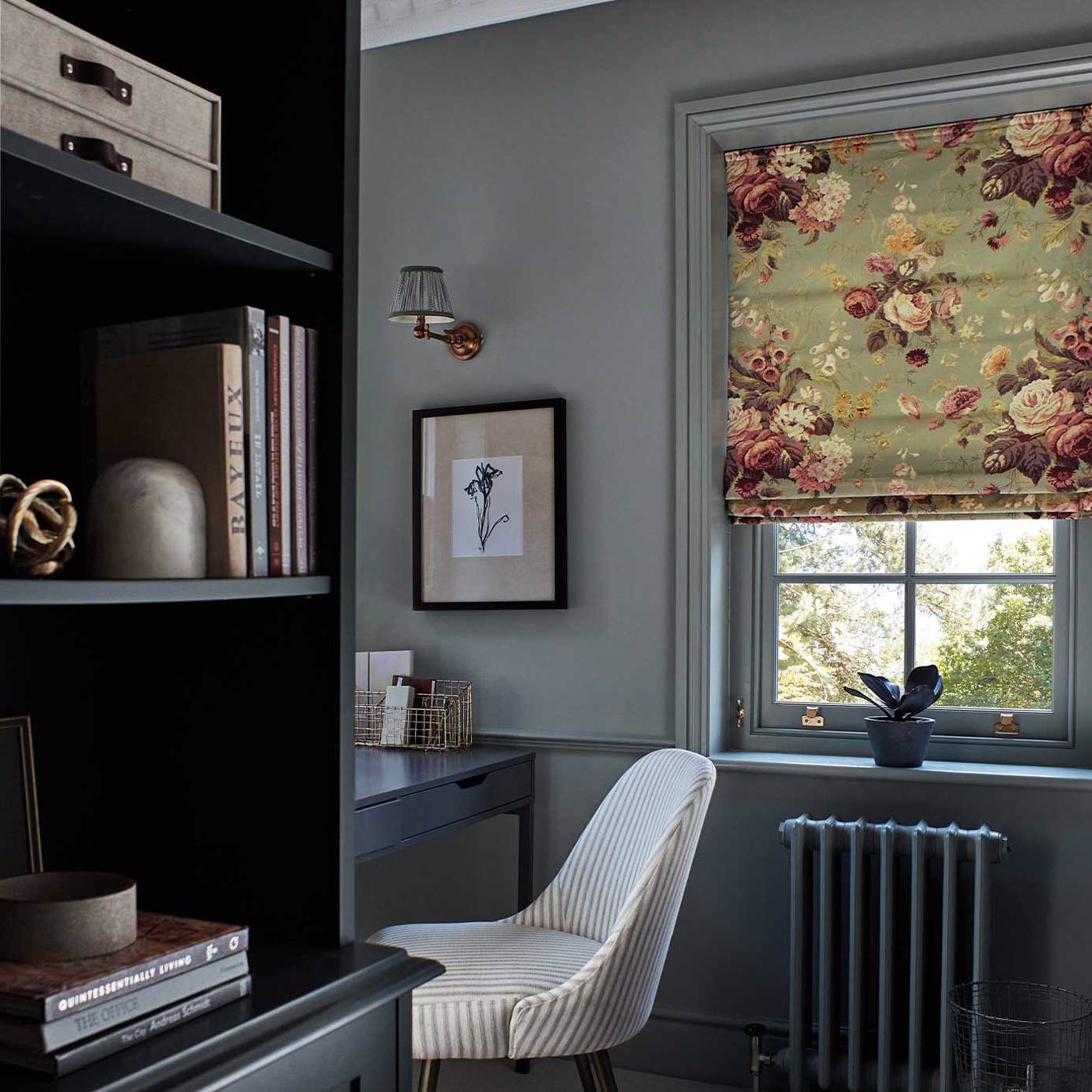 Stapleton Park Room Fabric 4 - Blue