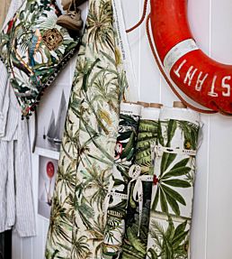 The Jungle Room Fabric 2 - Green