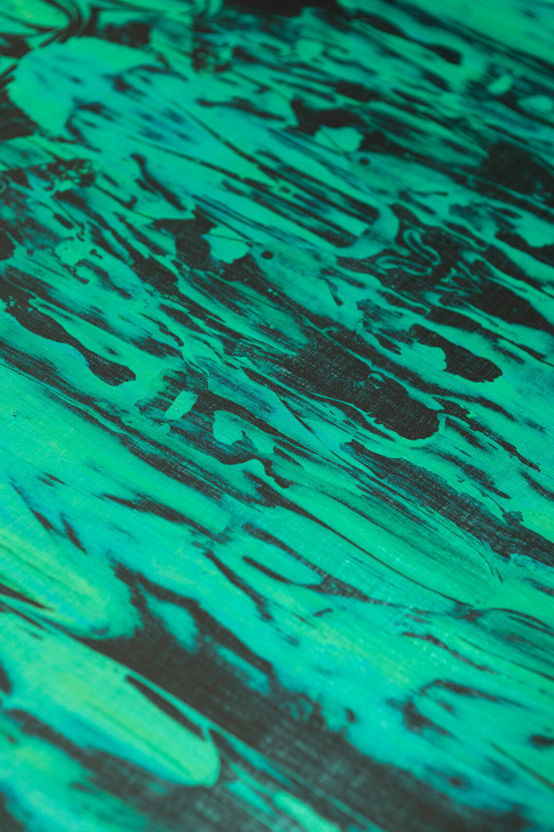 Gerhard Gum Foil Room Wallpaper - Green