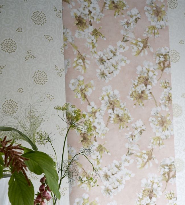 Fleur D'Assam Wallpaper - Pearl - PDG1148/01 - Designers Guild