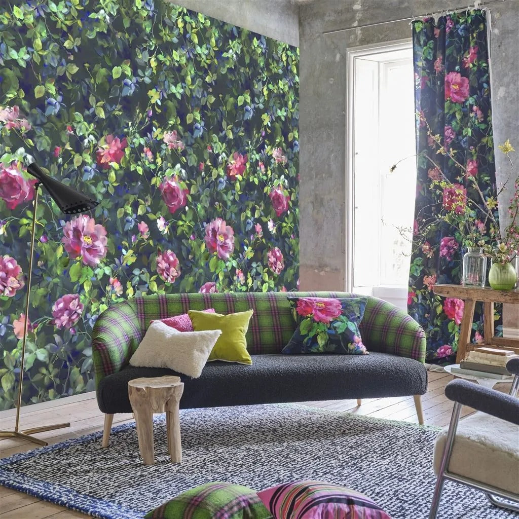Gertrude Rose Wallpaper - Fuchsia - PDG1154/01 - Designers Guild