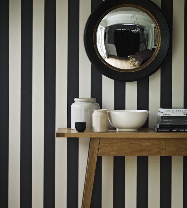 Salesbury Room Wallpaper - Black