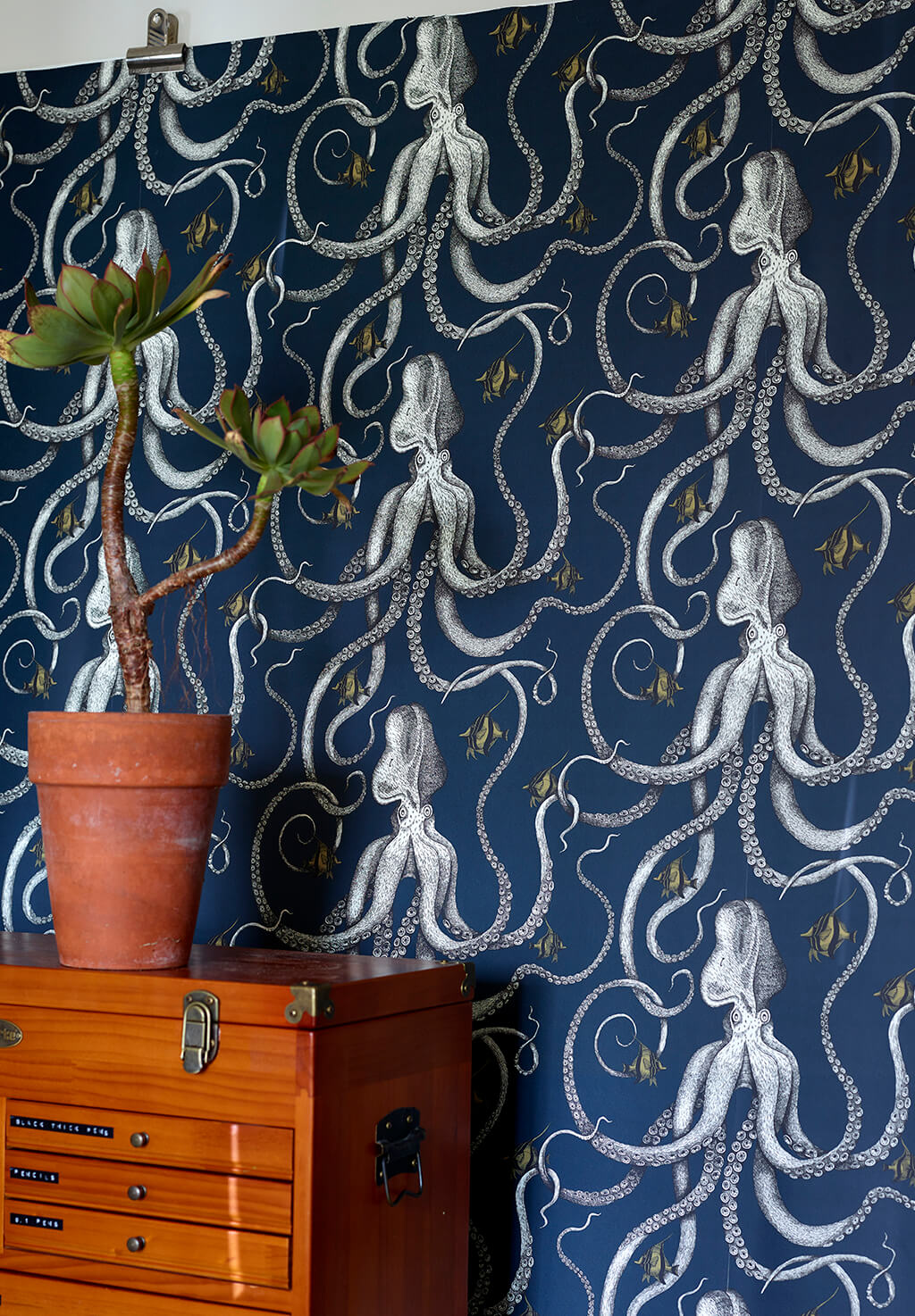 Octopoda Room Wallpaper | Deep Sea Blue