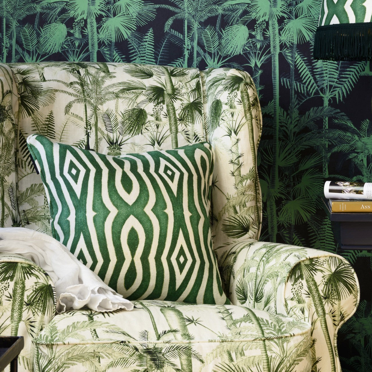 RIVERSIDE Room Linen Cushion - Green