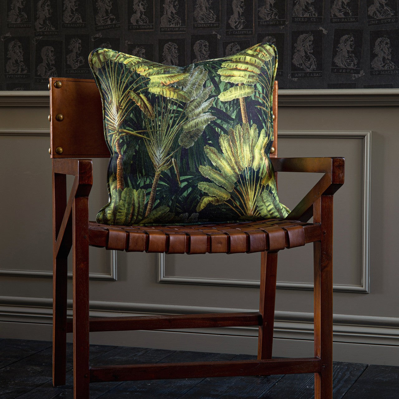 GHOST OF THE SEA Room Cushion - Green