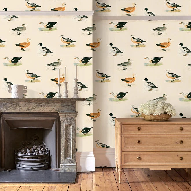 Golden Eye Room Wallpaper