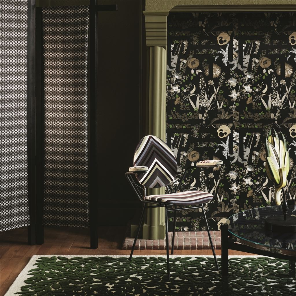 Primavera Labyrinthum Room Wallpaper - Black
