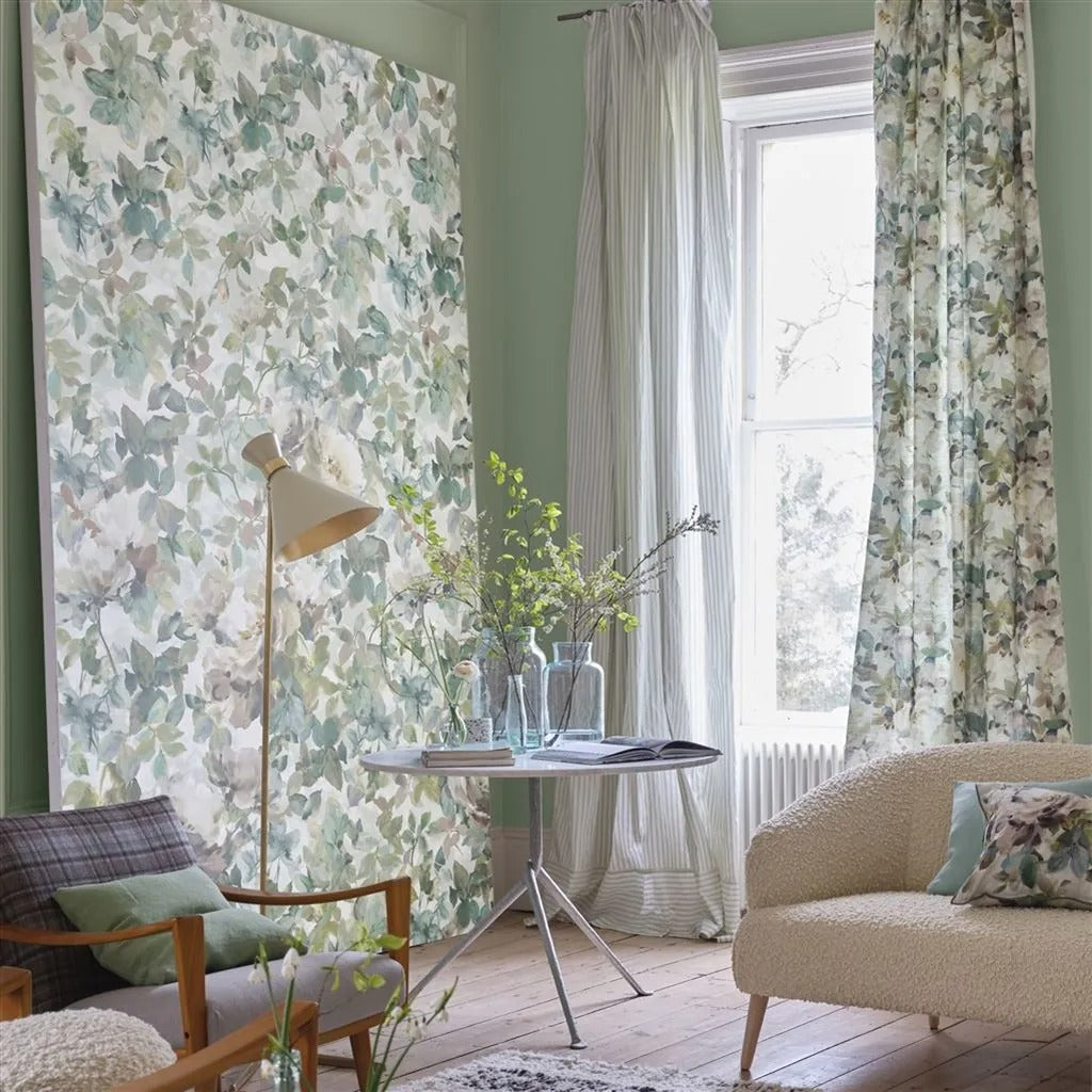 Thelmas Garden Celadon Room Wallpaper - Green