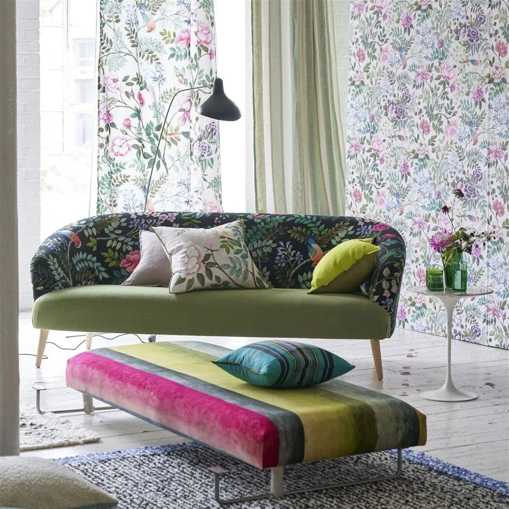 Porcelaine de Chine Wallpaper - Fuchsia - PDG1146/01 - Designers Guild