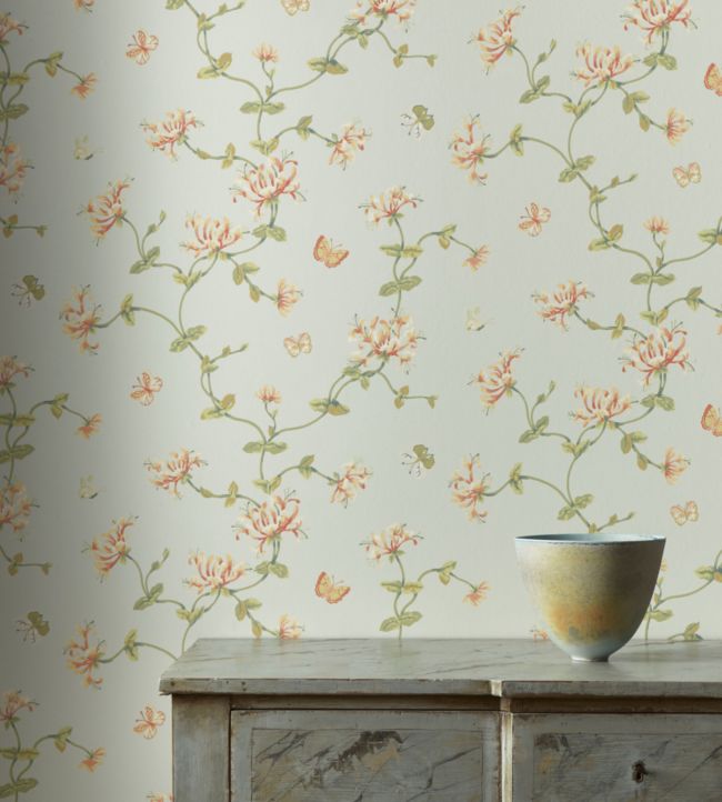 Honeysuckle Garden Wallpaper - Green - Colefax & Fowler