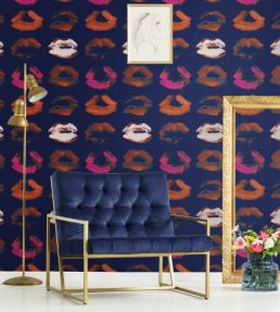 Neon Kiss Room Wallpaper - Blue